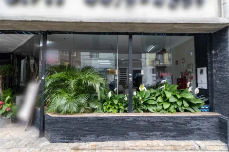 Ponto Comercial para alugar, 242m² no Bangú, Santo André
