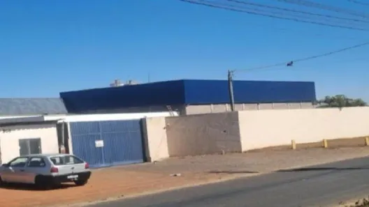 Galpão/Depósito/Armazém à venda, 815m² no Distrito Industrial, Uberlândia