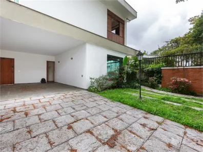 Sobrado com 4 Quartos à venda, 350m² no Vila Inah, São Paulo