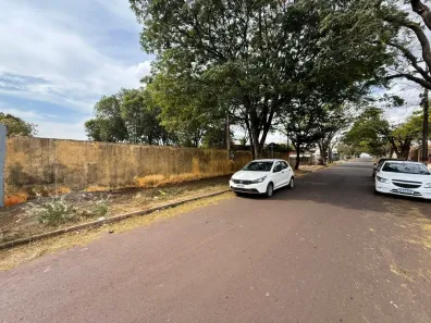 Casa com 3 Quartos à venda, 108m² no Loteamento Bela Vista, Maringá