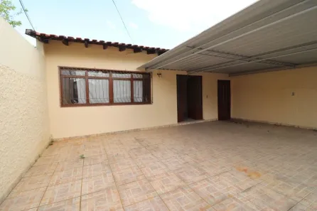 Casa com 3 Quartos para alugar, 154m² no Vila Mogilar, Mogi das Cruzes