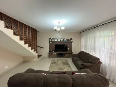 Sobrado com 3 Quartos à venda, 240m² no Vila Scarpelli, Santo André