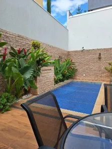 Casa com 3 Quartos à venda, 250m² no Condomínio Residencial Grand Trianon, Anápolis