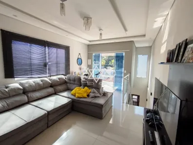 Sobrado com 3 Quartos à venda, 196m² no Jardim Porto Novo, Caraguatatuba