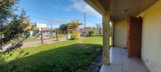 Casa com 2 Quartos à venda, 62m² no Balneário Pinhal, Balneário Pinhal