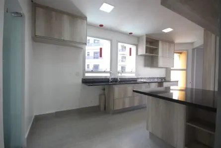 Apartamento com 3 Quartos para alugar, 244m² no Vila Uberabinha, São Paulo