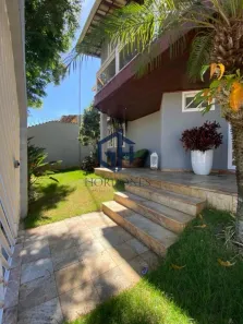 Casa com 3 Quartos à venda, 329m² no Santa Amélia, Belo Horizonte