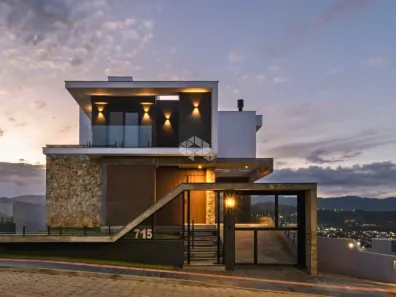 Casa com 4 Quartos à venda, 330m² no Jardim Panorâmico, Garopaba