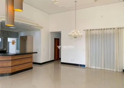 Casa de Condomínio com 3 Quartos para alugar, 190m² no Vila Nova Sorocaba, Sorocaba