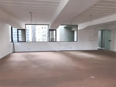 Sala Comercial à venda, 212m² no Cidade Monções, São Paulo