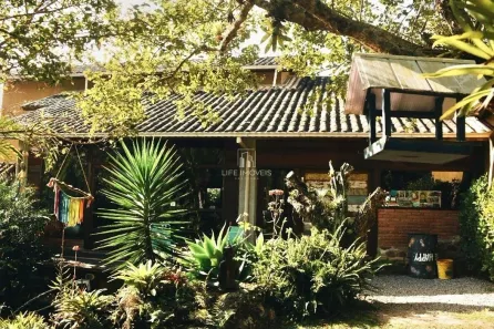 Imóvel Comercial com 9 Quartos à venda, 450m² no Praia da Gamboa, Garopaba