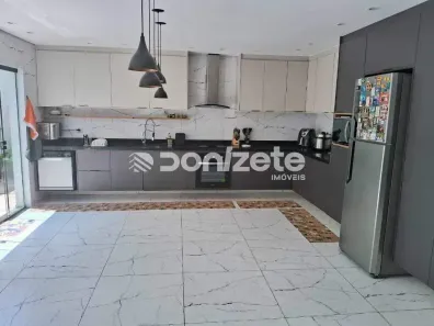 Sobrado com 3 Quartos à venda, 264m² no Vila Metalúrgica, Santo André