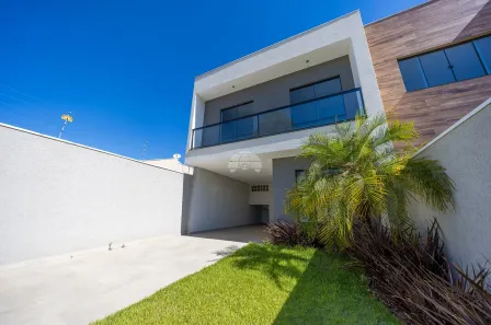 Sobrado com 4 Quartos à venda, 123m² no Centro, Campo Largo