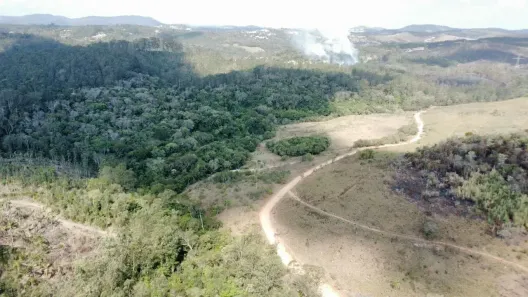 Lote/Terreno à venda, 600m² no Alpes de Atibaia, Atibaia