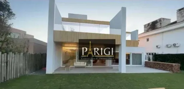 Casa de Condomínio com 4 Quartos à venda, 540m² no Atlântida, Xangri-Lá