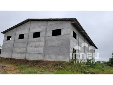Galpão/Depósito/Armazém para alugar, 600m² no Porto Grande, Araquari