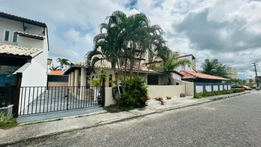 Casa de Condomínio com 3 Quartos à venda, 250m² no Centro, Lauro de Freitas