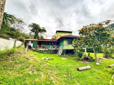 Casa com 2 Quartos para alugar, 115m² no Engenho do Mato, Niterói
