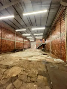 Galpão/Depósito/Armazém com 2 Quartos para alugar, 200m² no Rio Branco, Canoas