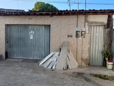 Casa com 4 Quartos à venda, 250m² no Benedito Bentes, Maceió