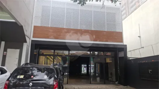 Ponto Comercial para alugar, 368m² no Indianópolis, São Paulo