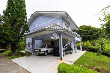 Casa com 3 Quartos à venda, 211m² no São Lourenço, Curitiba