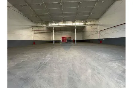 Galpão/Depósito/Armazém para alugar, 1600m² no Loteamento Industrial Coral, Mauá