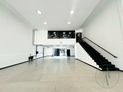 Ponto Comercial para alugar, 374m² no Vila Augusta, Sorocaba