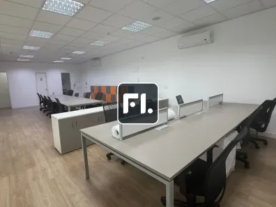 Sala Comercial para alugar, 135m² no Vila Cordeiro, São Paulo