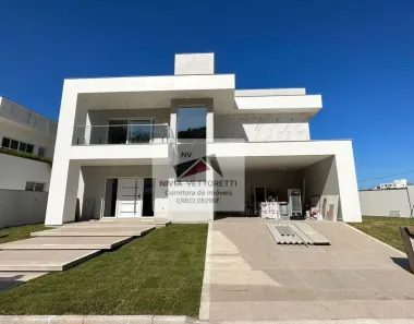 Casa com 4 Quartos à venda, 400m² no Ingleses do Rio Vermelho, Florianópolis