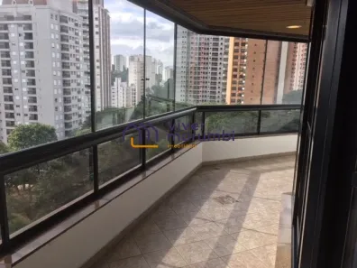 Apartamento com 3 Quartos à venda, 227m² no Vila Suzana, São Paulo