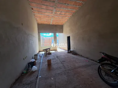Casa com 3 Quartos à venda, 180m² no Cidade Jardim, Uberlândia
