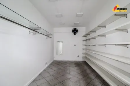 à venda, 17m² no Bom Pastor, Divinópolis