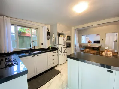 Casa com 3 Quartos à venda, 100m² no Centro I, Brusque