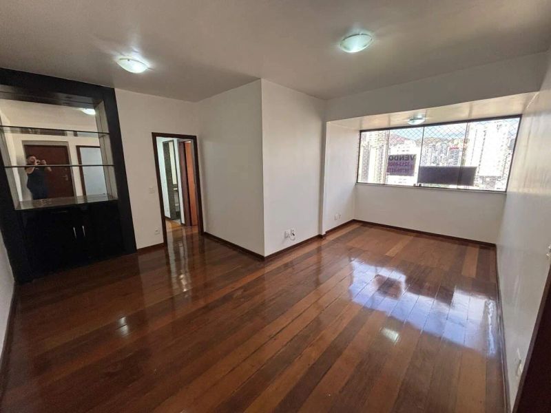 Apartamento com 3 quartos — Savassi, Belo Horizonte