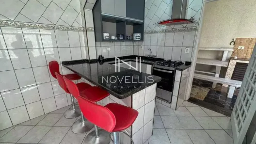 Sobrado com 3 Quartos para alugar, 180m² no Jardim Mesquita, Jacareí