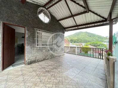 Casa com 3 Quartos à venda, 200m² no Bom Retiro, Teresópolis