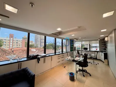 Sala Comercial à venda, 45m² no Petrópolis, Porto Alegre