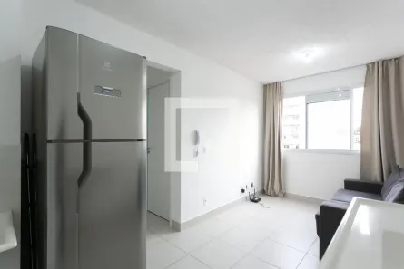 Apartamento com 2 Quartos à venda, 34m² no Vila Carmosina, São Paulo