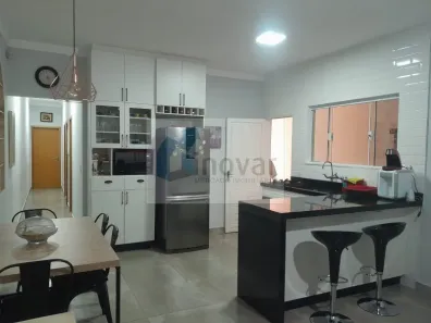 Casa com 3 Quartos à venda, 132m² no Centro, Ribeirão Preto