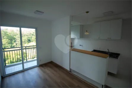 Apartamento com 2 Quartos para alugar, 50m² no Chácaras Manão, Mairinque