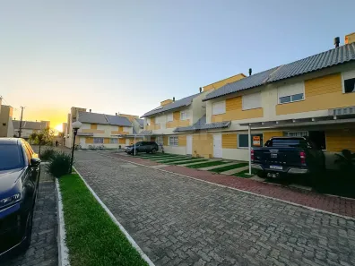 Sobrado com 3 Quartos à venda, 134m² no Olaria, Canoas
