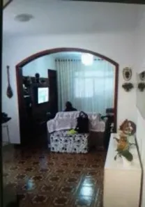 Sobrado com 4 Quartos à venda, 242m² no Parque Jaçatuba, Santo André