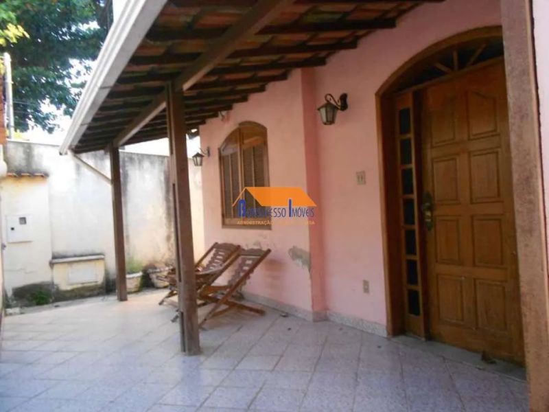 Casa com 3 quartos — Itapoã, Belo Horizonte
