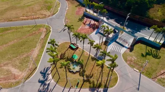 Lote/Terreno à venda, 140m² no Jardim Caiapiá, Cotia