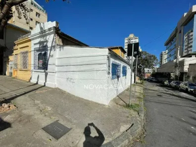Casa com 2 Quartos para alugar, 181m² no Santa Efigênia, Belo Horizonte