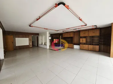 Casa de Condomínio com 4 Quartos à venda, 794m² no Arujázinho I, II e III, Arujá