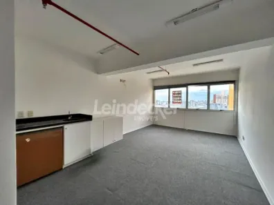 Sala Comercial para alugar, 30m² no Partenon, Porto Alegre
