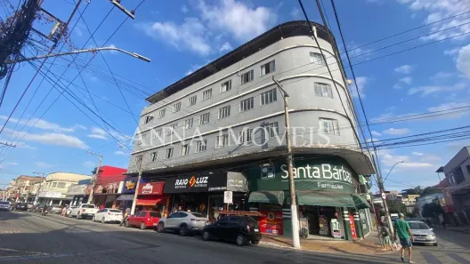 Apartamento com 2 Quartos para alugar, 70m² no Retiro, Volta Redonda