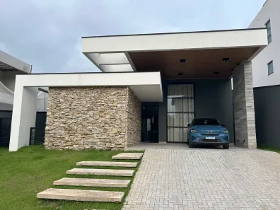 Casa de Condomínio com 3 Quartos à venda, 213m² no Casa de Pedra, Volta Redonda